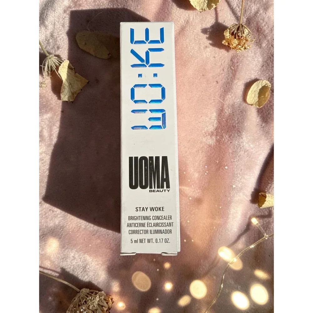 UOMA Beauty - Stay Woke Brightening Concealer - 